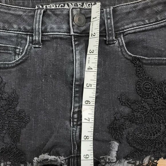 American Eagle Size 4 Hi-Rise Shortie Super Stretch X Crochet Black Denim Shorts - Picture 3 of 11